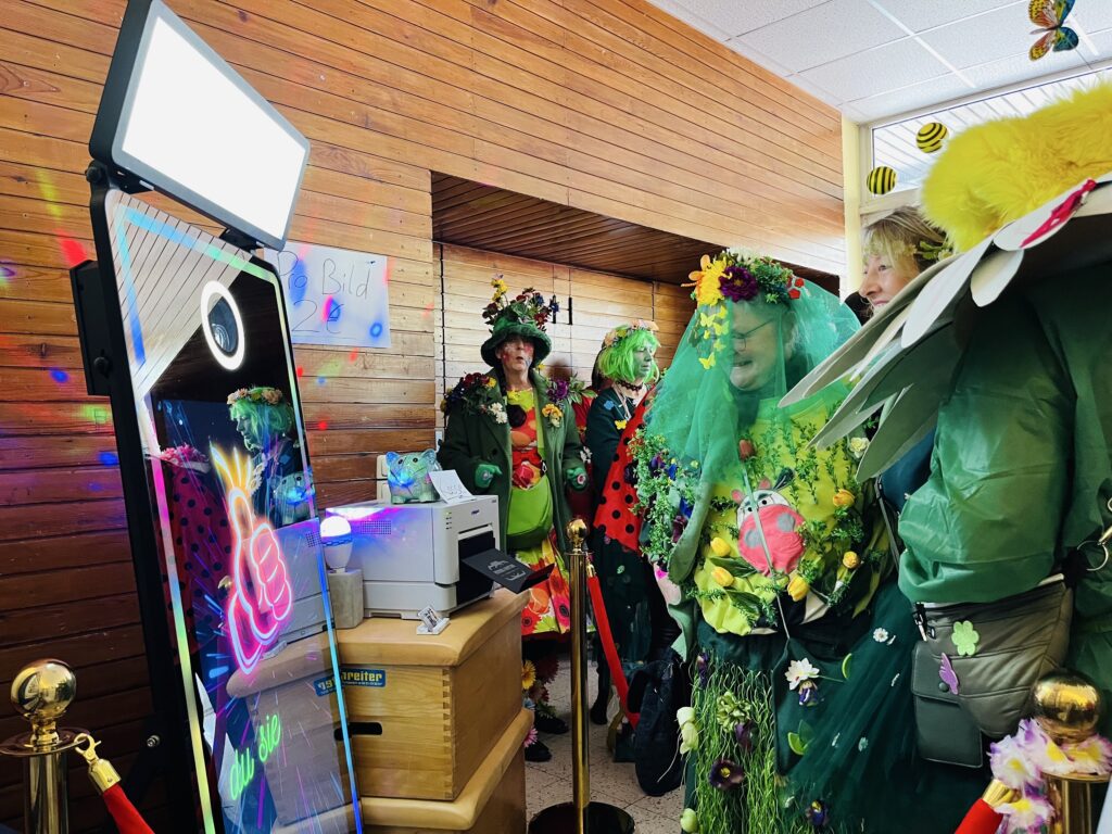 Faschingalarm beim Magic Mirror